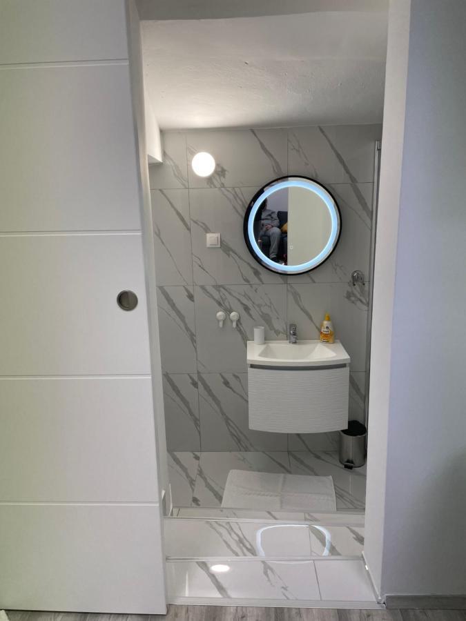 Apartment Studio Beauty In Centar Pula Extérieur photo